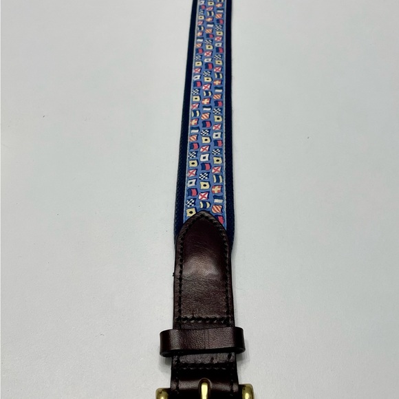 Vineyard Vines Sailing Flag Belt Leather Brass Buckle Size 34 - Picture 4 of 4
